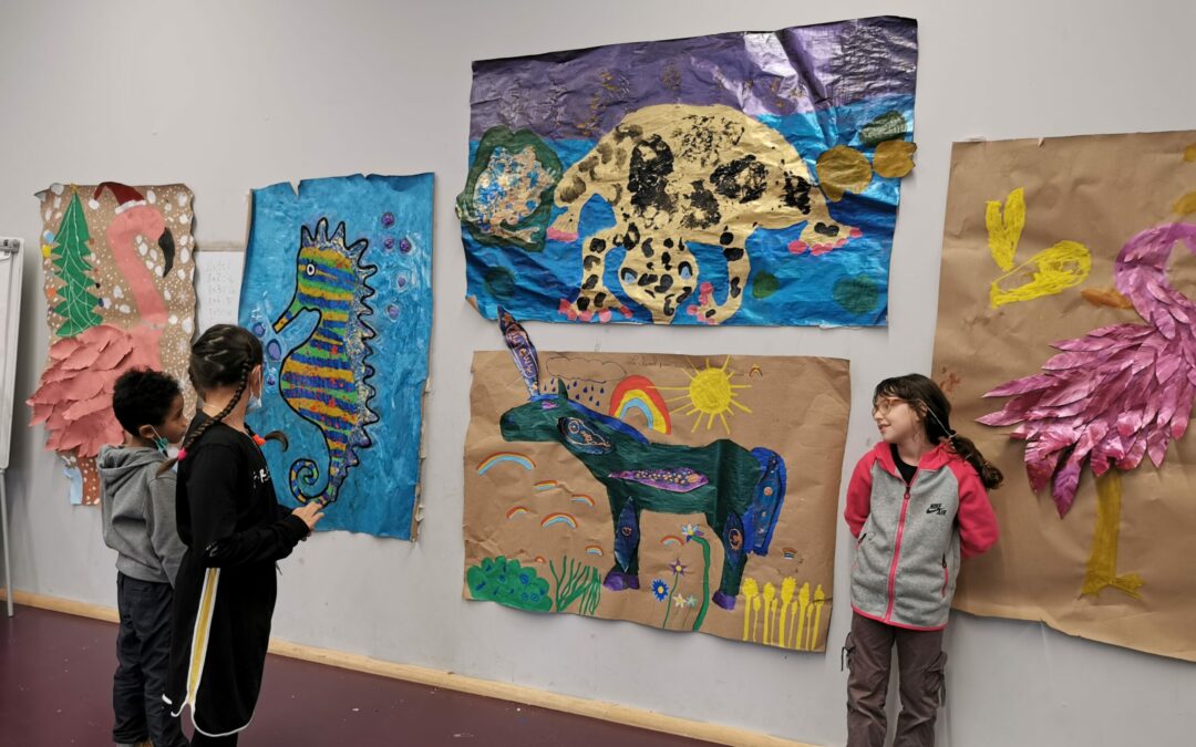 Exposition des travaux des enfants de l&rsquo;atelier hebdomadaire